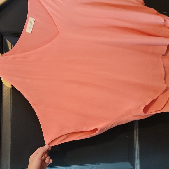 Bella Dahl drop shoulder top - Picture 2 of 3